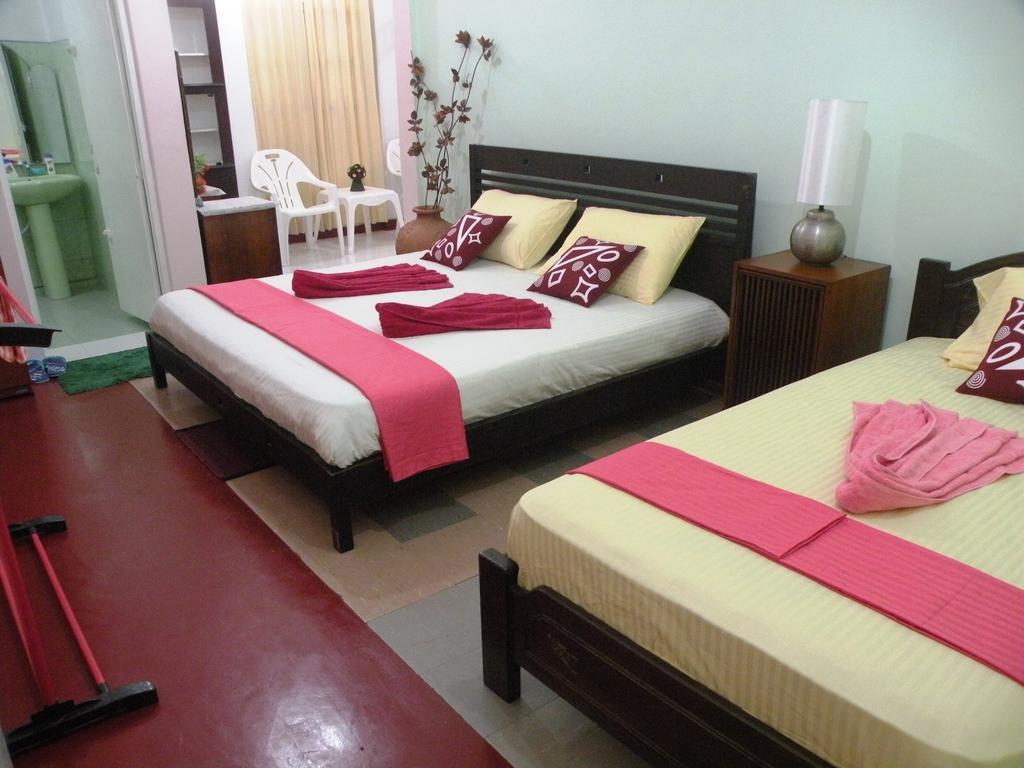 Henderson Airport Residence Negombo Rum bild
