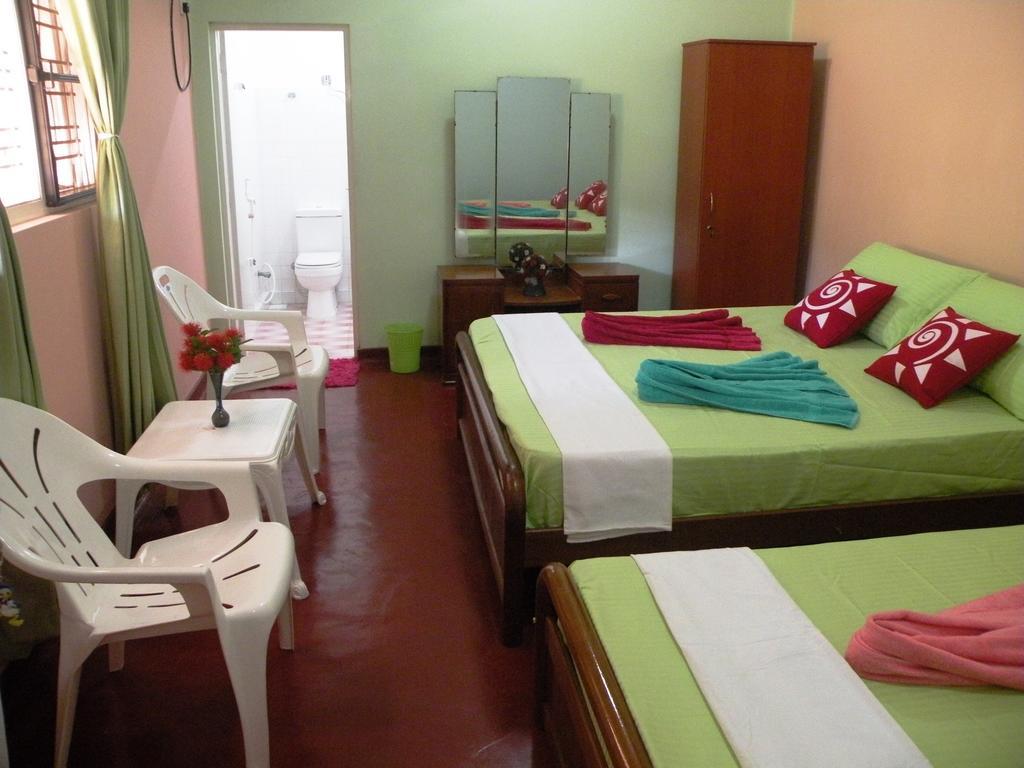 Henderson Airport Residence Negombo Rum bild