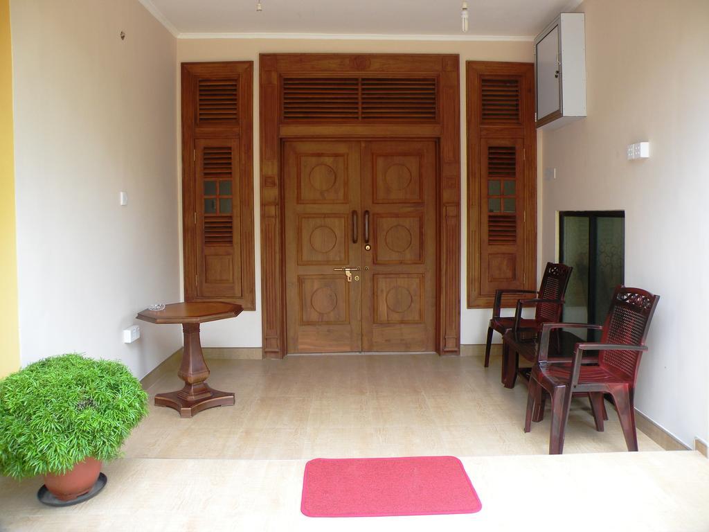 Henderson Airport Residence Negombo Exteriör bild