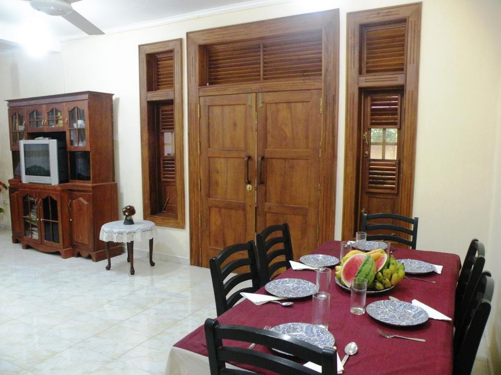 Henderson Airport Residence Negombo Exteriör bild