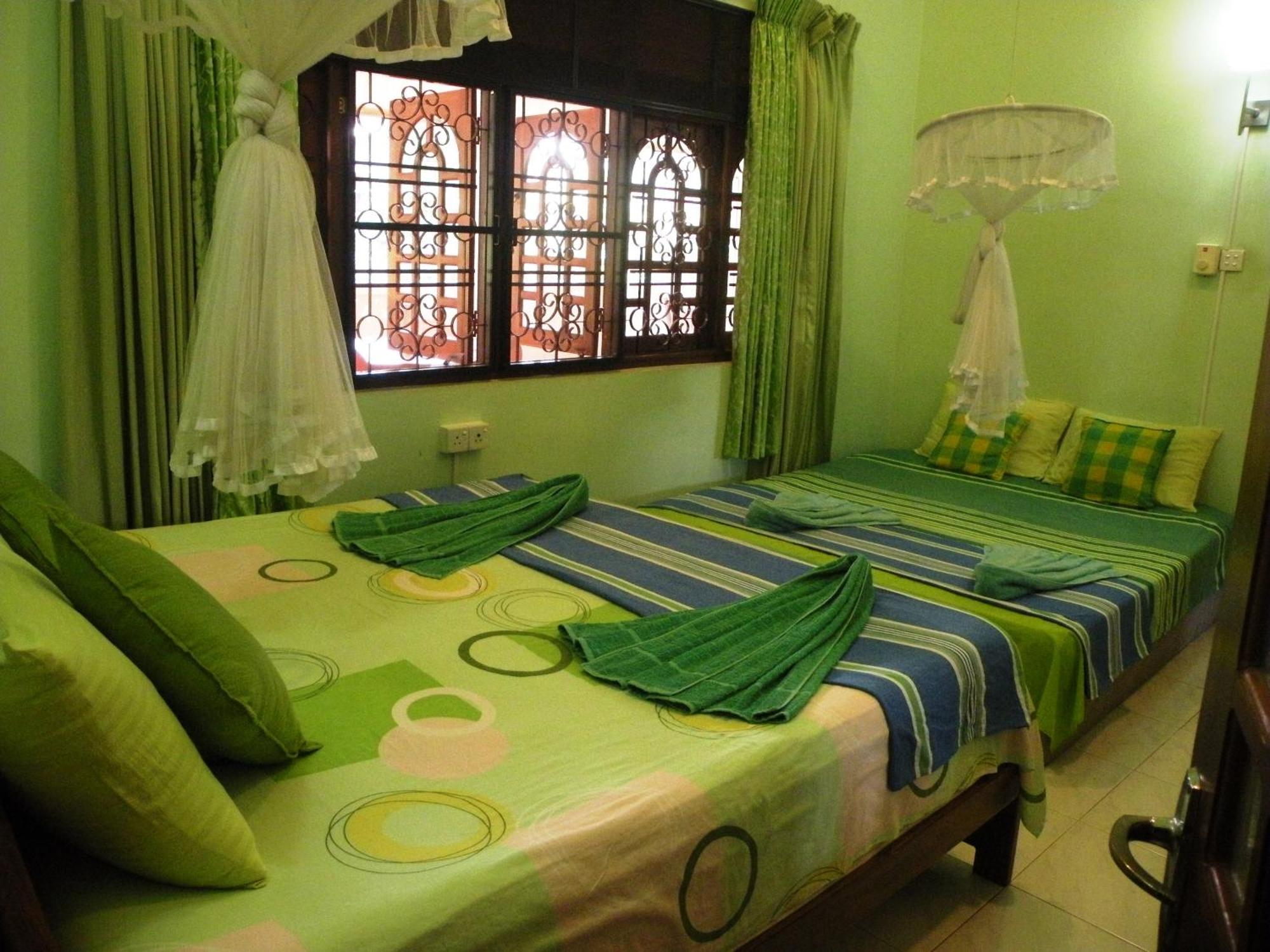 Henderson Airport Residence Negombo Exteriör bild