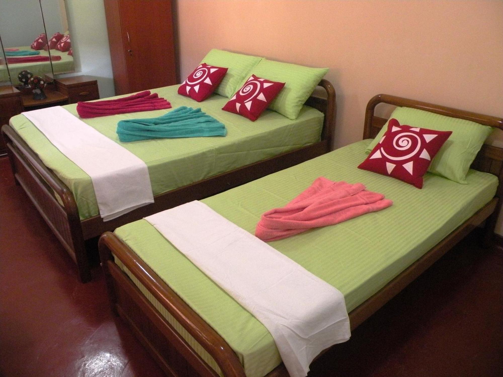 Henderson Airport Residence Negombo Rum bild