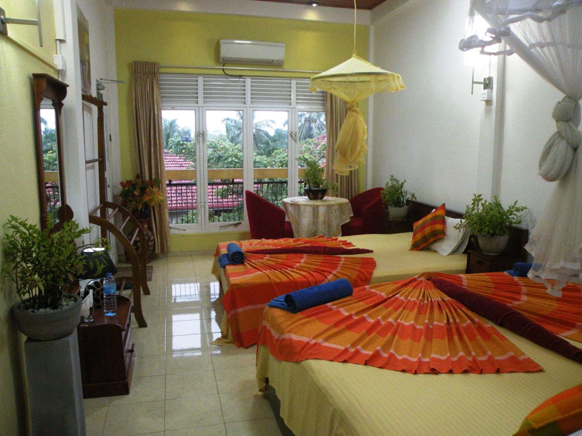Henderson Airport Residence Negombo Rum bild