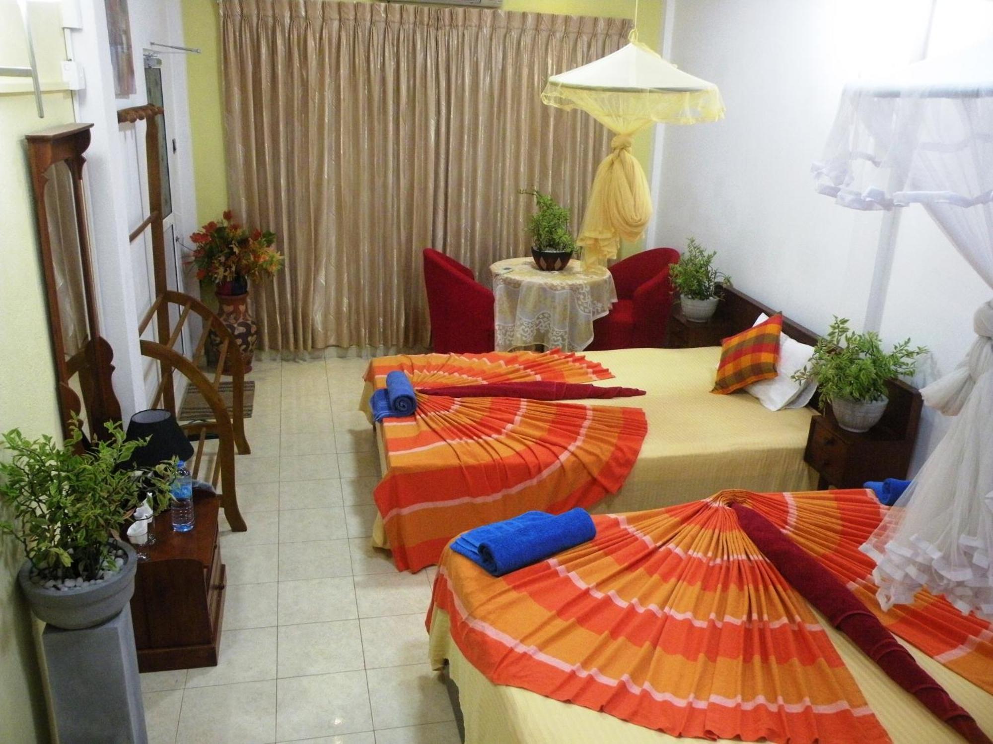 Henderson Airport Residence Negombo Rum bild