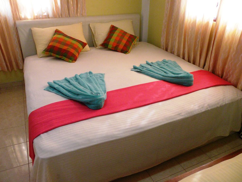 Henderson Airport Residence Negombo Rum bild