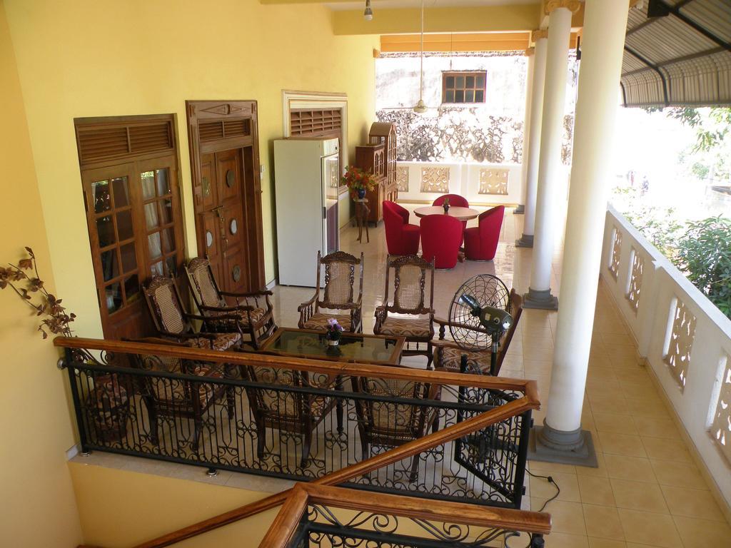 Henderson Airport Residence Negombo Exteriör bild